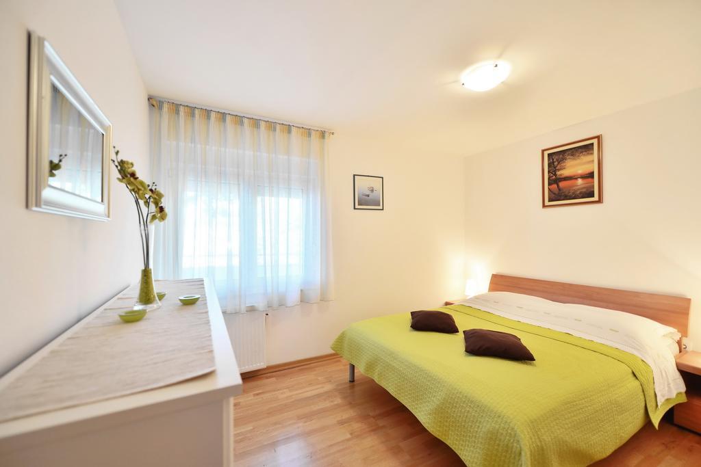 Apartments Vukasovic Mimice Pokoj fotografie